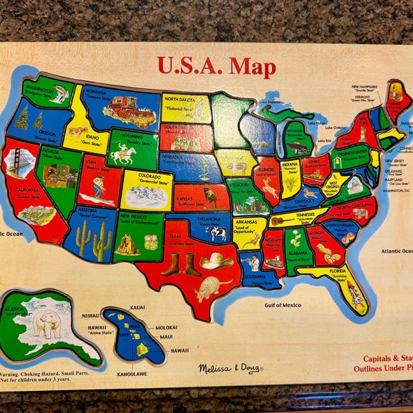 Melissa and Doug Wood puzzle capitals and states - Picture 1 of 7